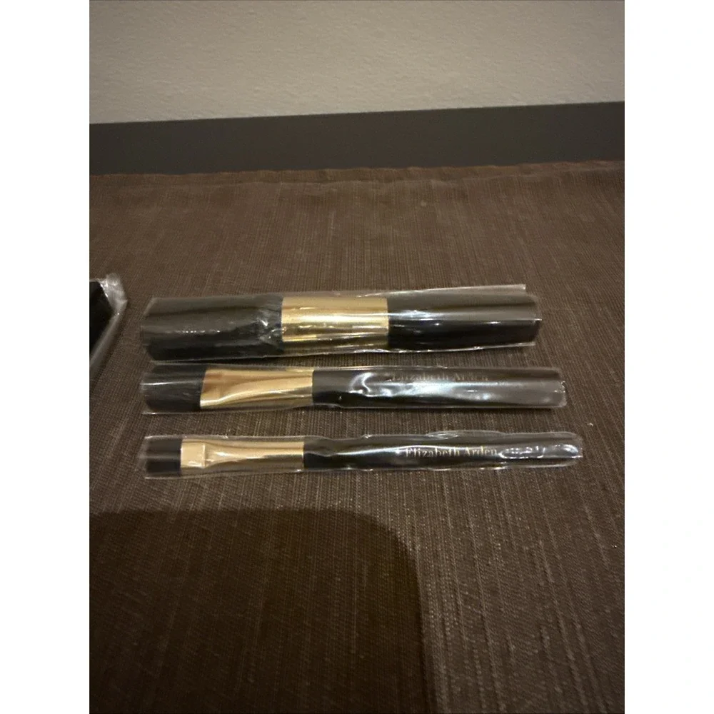 Elizabeth Arden elizabeth arden